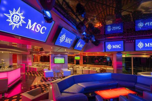 MSC Cruises MSC Orchestra R32 Disco 1 ©MSC Rights - Ivan Sarfatti.jpg